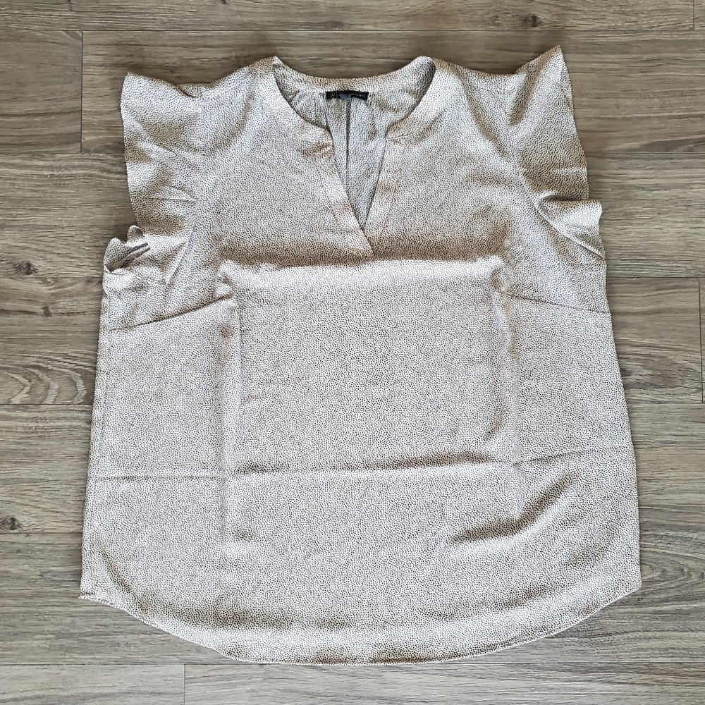 Adrianna Papell Flutter Sleeve‎ V-Neck Blouse